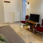 Istos Apartment